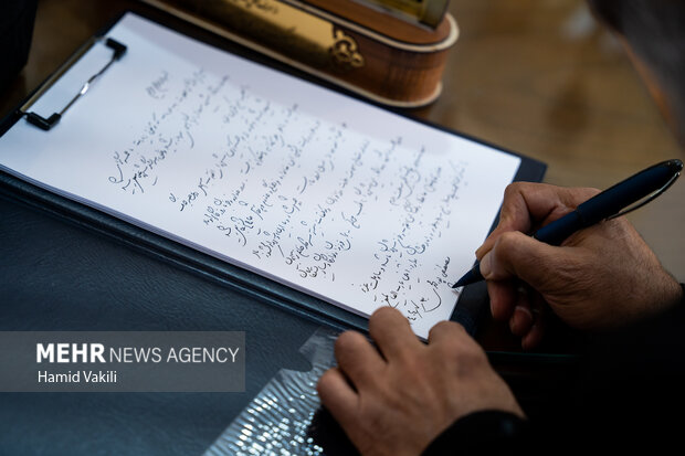 دیدار رئیس مرکز اسناد انقلاب اسلامی با خانواده سپهبد شهید غلامعلی رشید
