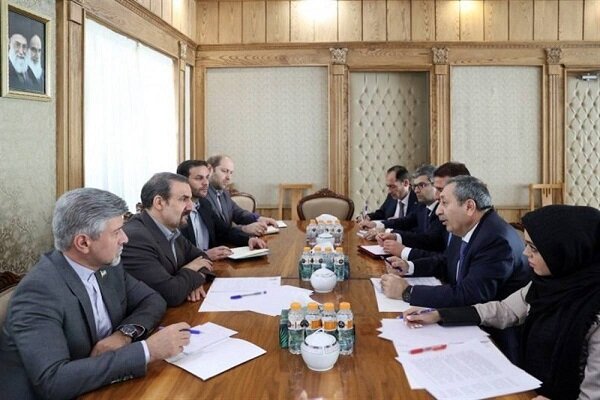 İranlı yetkili: Aliyev'i Tahran'da ağırlamayı umuyoruz