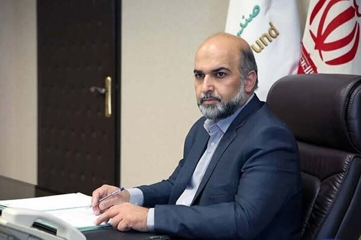 سخنرانی مشاور وزیر ارشاد در آیین تجلیل از نامداران فرهنگ و هنر ایلام سخنرانی مشاور وزیر ارشاد در آیین تجلیل از نامداران فرهنگ و هنر ایلام