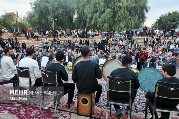 جشنواره سیب مراغه