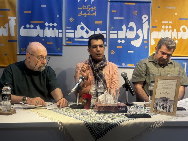 حسینی: هیچ منبع فارسی درباره تاریخ اجتماعی معماری وجود ندارد حسینی: هیچ منبع فارسی درباره تاریخ اجتماعی معماری وجود ندارد