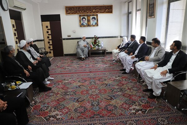 امام جمعه زاهدان:مدیران با پیگیری جدی و حضور میدانی اهداف را محقق کنند امام جمعه زاهدان:مدیران با پیگیری جدی و حضور میدانی اهداف را محقق کنند
