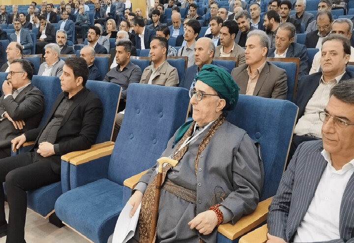 فێستیڤاڵی نەتەوەیی گەڕووس لە سنە بەڕێوەچوو