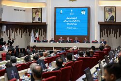 نشست وزیر امور خارجه با اعضای اتاق اندیشه‌ورزی خراسان رضوی برگزار شد