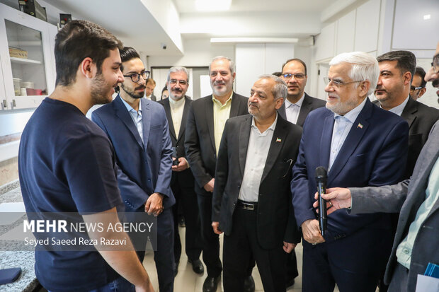 دیدار معاون اول با مدال آوران المپیادی