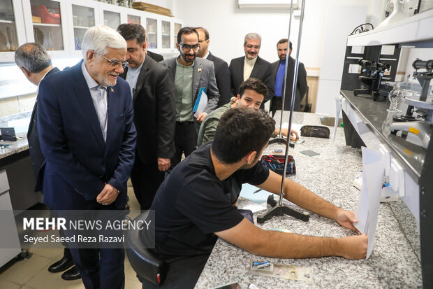 دیدار معاون اول با مدال آوران المپیادی