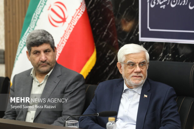 دیدار معاون اول با مدال آوران المپیادی
