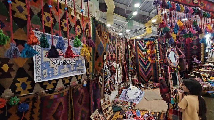 پانزدهمین نمایشگاه ملی صنایع دستی و هنرهای سنتی اردبیل پانزدهمین نمایشگاه ملی صنایع دستی و هنرهای سنتی اردبیل