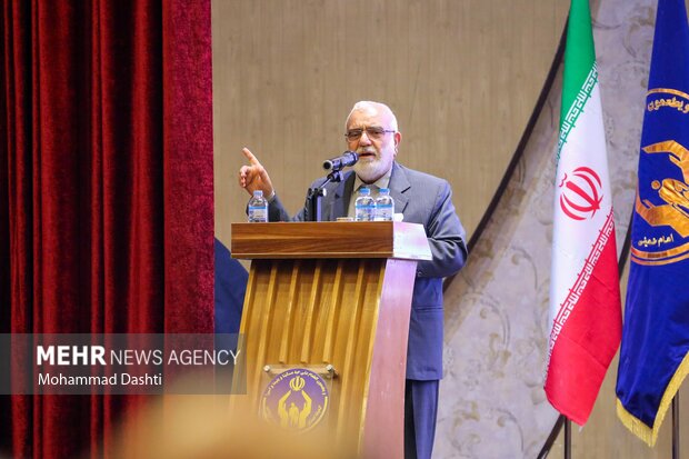 آیین بهره برداری از ۴۵۰ مسکن مددجویی در اردبیل
