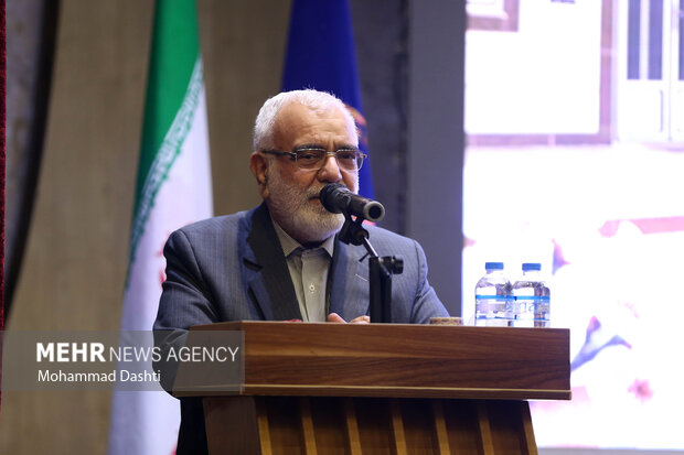 آیین بهره برداری از ۴۵۰ مسکن مددجویی در اردبیل