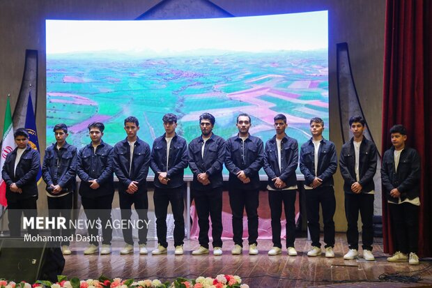 آیین بهره برداری از ۴۵۰ مسکن مددجویی در اردبیل
