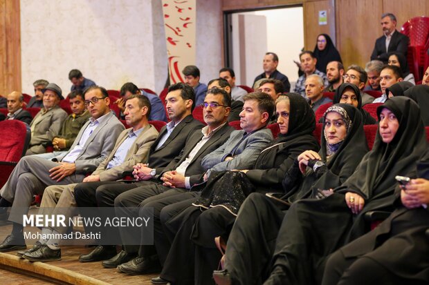 آیین بهره برداری از ۴۵۰ مسکن مددجویی در اردبیل