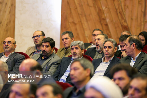 آیین بهره برداری از ۴۵۰ مسکن مددجویی در اردبیل