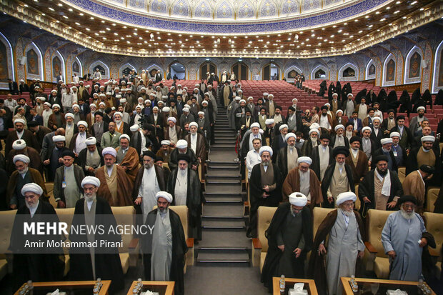 کنگره ملی میرزای نائینی در قم