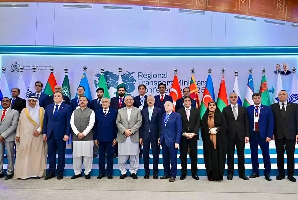 İran, Pakistan'daki Bölgesel Ulaştırma Bakanları Konferansı'na katıldı