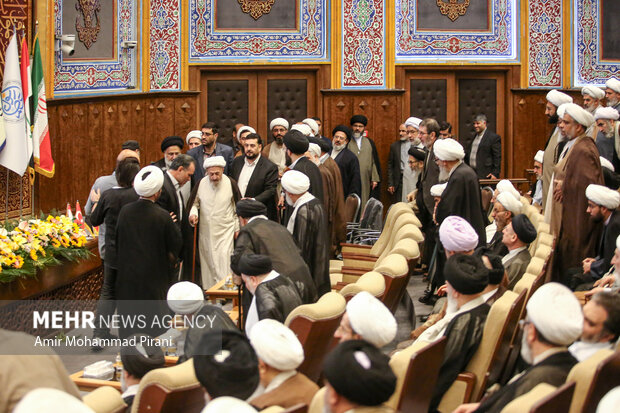 کنگره ملی میرزای نائینی در قم