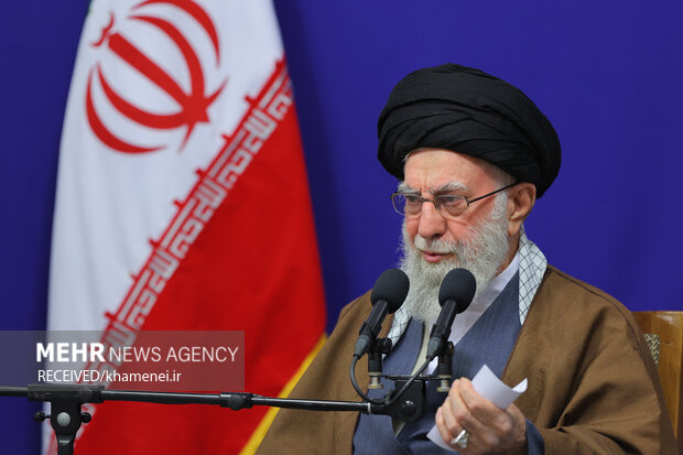 دیدار دستاندرکاران کنگره بینالمللی میرزای نائینی با رهبر معظم انقلاب 2