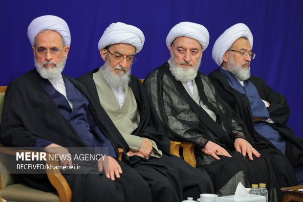 دیدار دستاندرکاران کنگره بینالمللی میرزای نائینی با رهبر معظم انقلاب 11