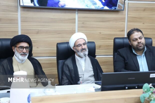 تأکید نماینده ولیفقیه در سمنان بر خدمترسانی همراه باکرامت به محرومان