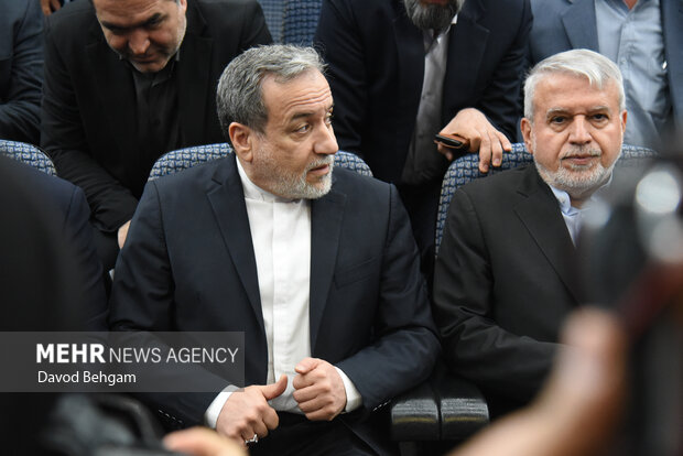 آیین اختتامیه دومین نشست منطقه ای دیپلماسی استانی در مشهد 5