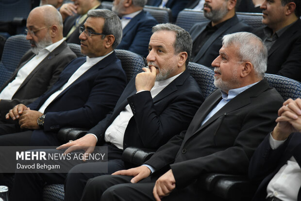آیین اختتامیه دومین نشست منطقه ای دیپلماسی استانی در مشهد 7