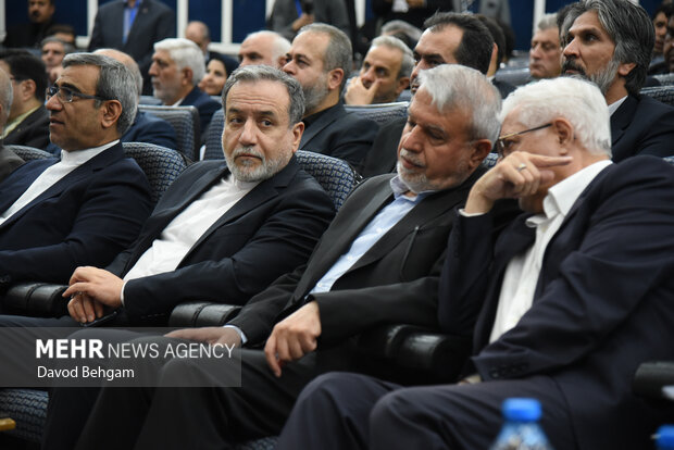 آیین اختتامیه دومین نشست منطقه ای دیپلماسی استانی در مشهد 9