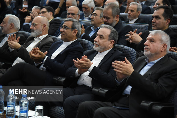 آیین اختتامیه دومین نشست منطقه ای دیپلماسی استانی در مشهد 14