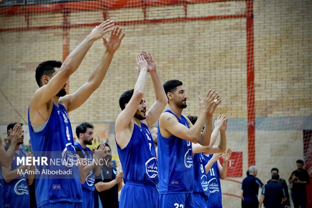 لیگ برتر بسکتبال - رعد پدافند اصفهان و استقلال تهران 22
