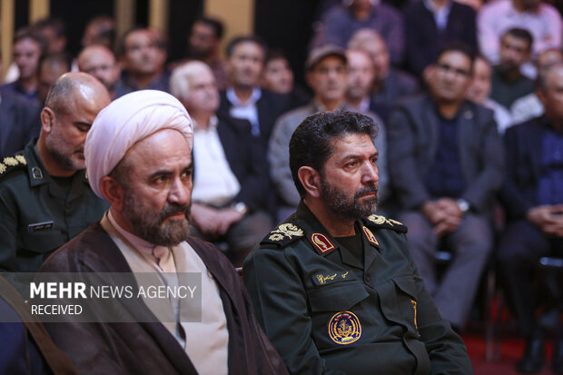 مراسم بزرگداشت سردار شهید حسین همدانی 8