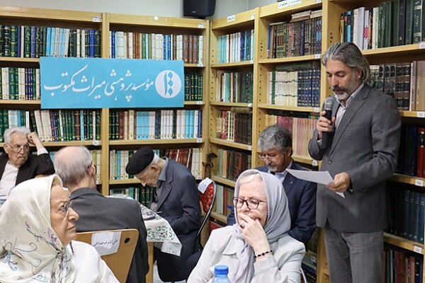 مصحح شاهنامهای که دنبال تقدیر نبود؛ ادای دین دبیرسیاقی به ایران! 2