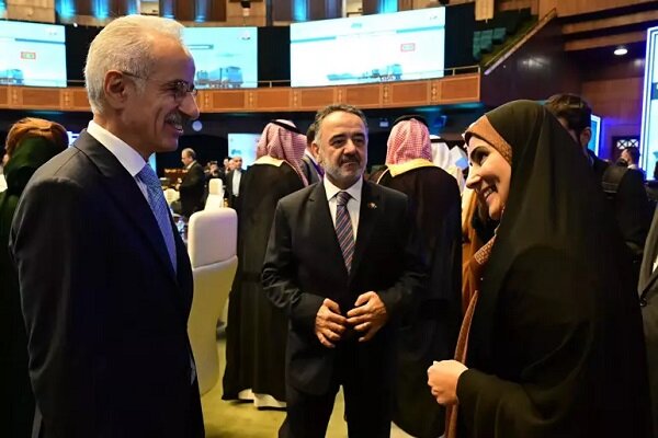 İran, Pakistan'daki Bölgesel Ulaştırma Bakanları Konferansı'na katıldı