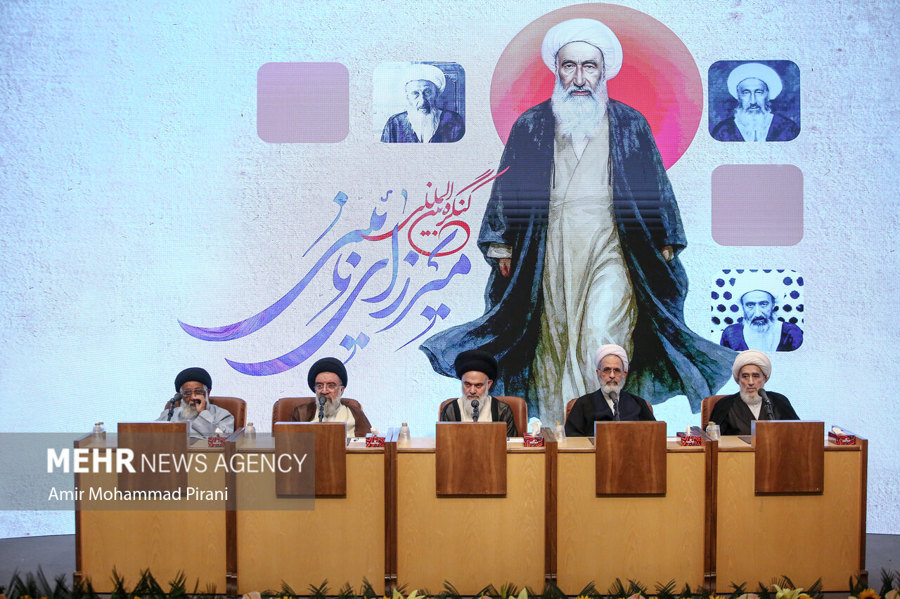 تصاویری از کنگره ملی میرزای نائینی در قم