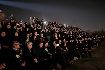 دشمن برای بی‌حجاب کردن دختران و زنان ایران متمرکز شده است