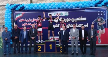 قهرمانی اسکیت‌بازان پسر اصفهان در المپیاد استعدادهای برتر کشور