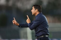 واکنش وحید هاشمیان به خداحافظی‌اش از پرسپولیس پس از بردن ذوب‌آهن