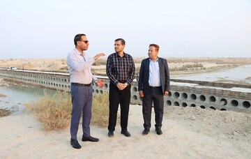 معاون فرماندار دشتی: عملیات اجرایی محور گزدراز–شیخیان تسریع شود