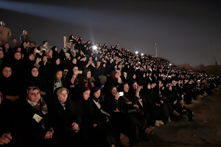 دشمن بر بیحجاب کردن دختران و زنان ایران متمرکز شده است دشمن بر بیحجاب کردن دختران و زنان ایران متمرکز شده است
