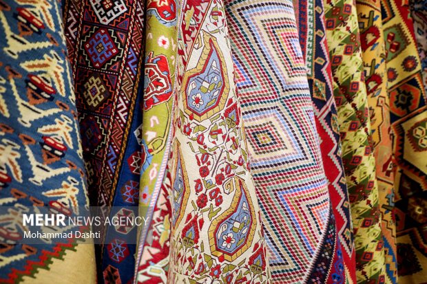 نمایشگاه ملی صنایع دستی در اردبیل