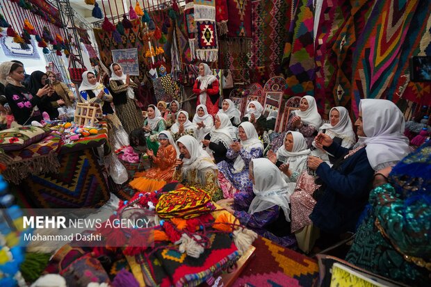 نمایشگاه ملی صنایع دستی در اردبیل