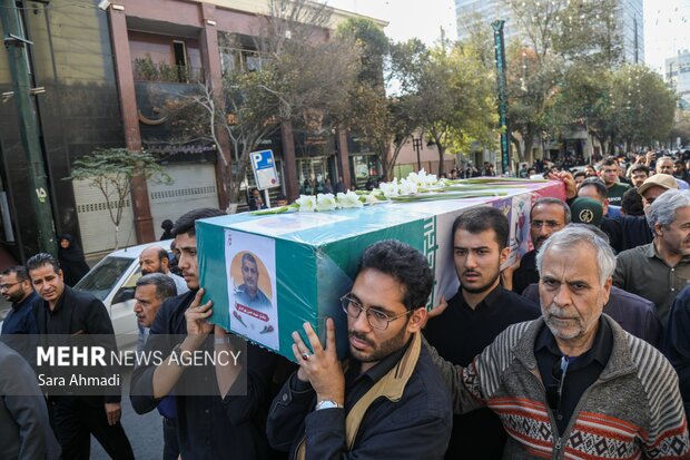 مراسم تشییع جانباز ۷۰ درصد دوران دفاع مقدس «حسن بهرام‌فر»در مشهد