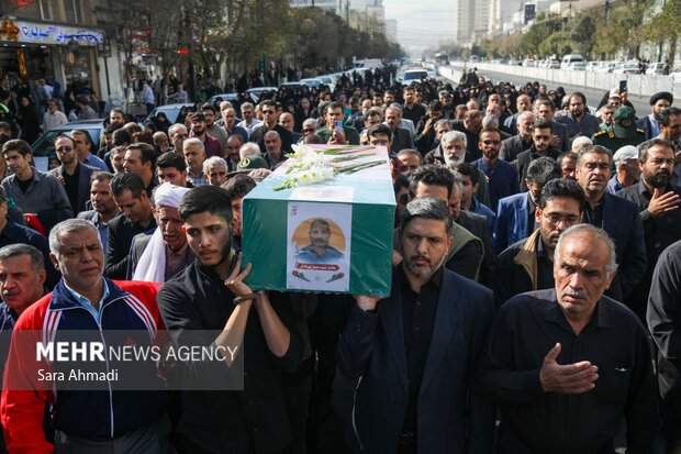 مراسم تشییع جانباز ۷۰ درصد دوران دفاع مقدس «حسن بهرام‌فر»در مشهد