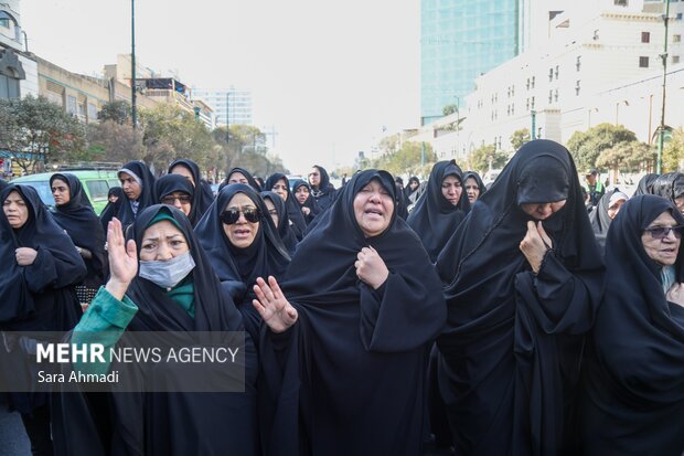 مراسم تشییع جانباز ۷۰ درصد دوران دفاع مقدس «حسن بهرام‌فر»در مشهد