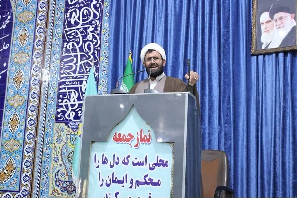 امام جمعه دلگان: پرستاران سربازان خط مقدم سلامت جامعه هستند امام جمعه دلگان: پرستاران سربازان خط مقدم سلامت جامعه هستند