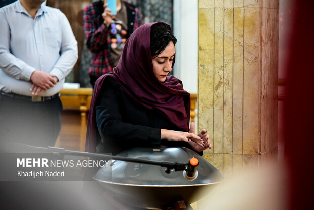 مراسم رونمایی از مدال هنری خاچاطور گساراتسی