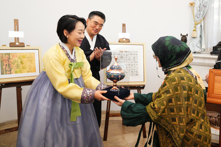 South Korea, Iran celebrate 63 years of diplomatic relations
