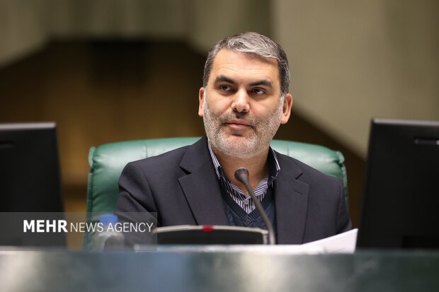 بودجه 1405 بر اساس قانون یکم دی ماه به مجلس تقدیم میشود