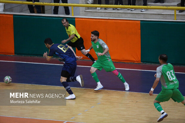 لیگ برتر فوتسال - جوادالائمه شهرکرد و پالایش نفت اصفهان 20