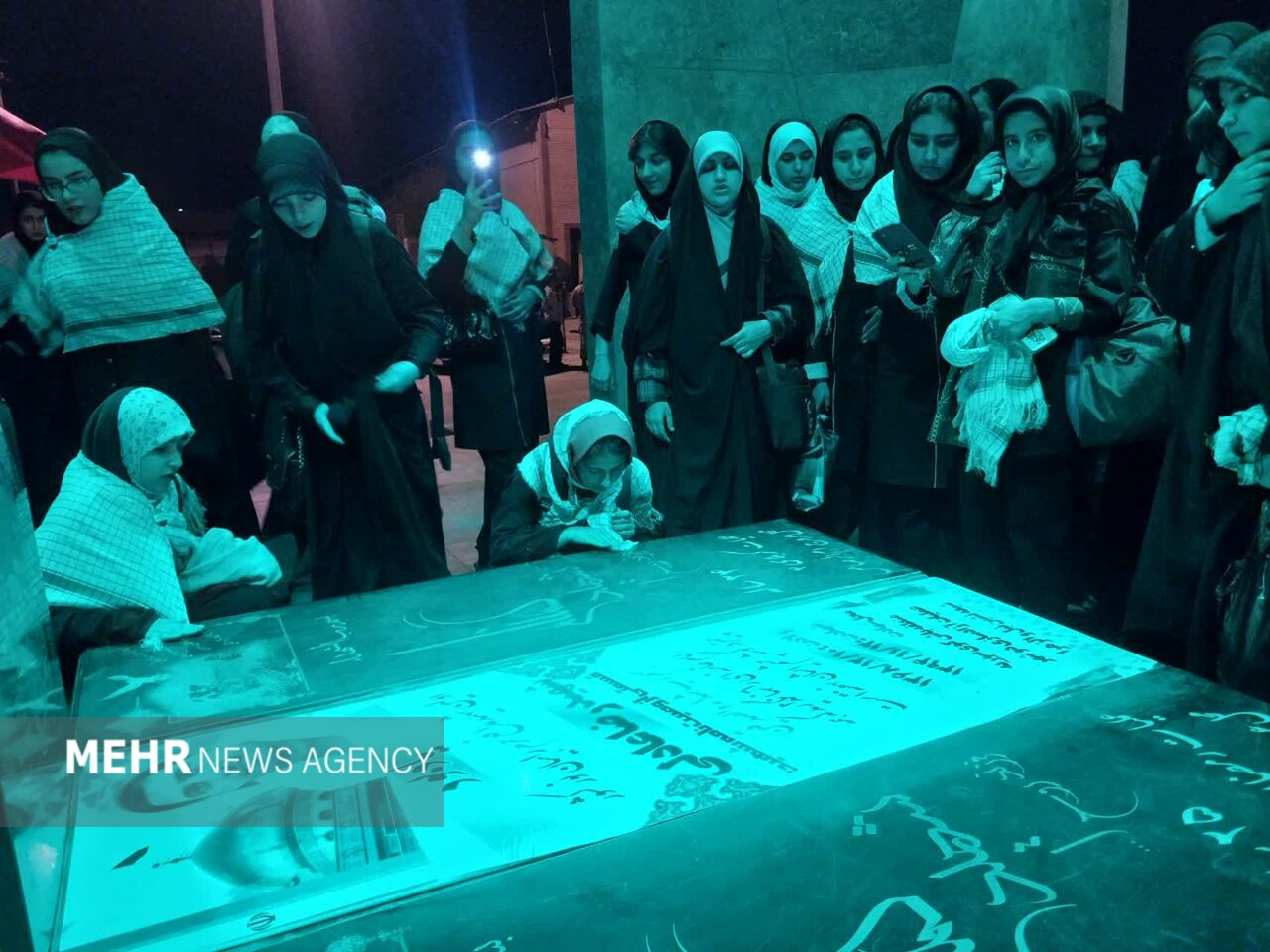 یاس های نوجوان بر سر سفره شهدا؛ از پایتخت طبیعت تا کربلای ایران