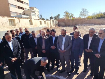 آغاز عملیات احداث هنرستان استاد محمدکریم فضلی به همت گروه گلرنگ