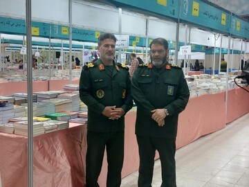 معروفی: شناسنامه واقعی ملت ایران شهدا هستند